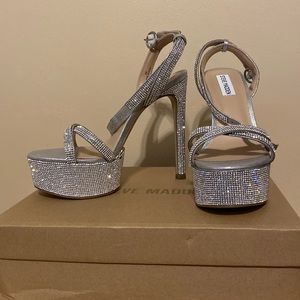 Sparkle Heels,Silver Ankle Wrap Steve Madden size 8